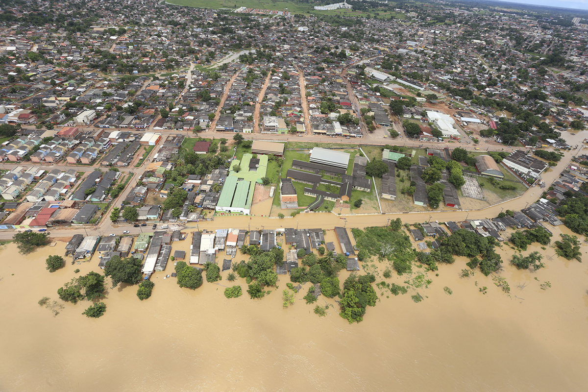 Flood affecting the municipality of Rio Branco in Acre, Brazil, March 2015. The Acre River flooded several cities in the southwestern Amazon on a scale never seen before. Photo by Miranda Secom